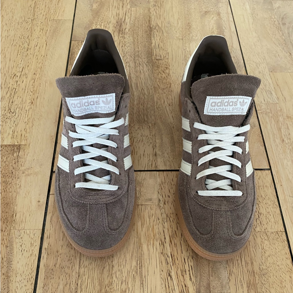 Adidas Handball Spezial in Earth Strata/Off White/Gum. Women’s 10. EUC.